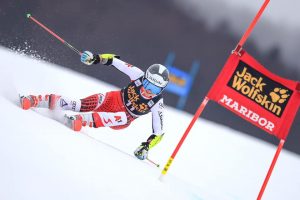 Das Bild zeigt die österreichische Skirennläuferin Julia Scheib während ihrer Laufes zu ihren ersten Weltcuppunkten in Marburg.